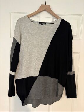 Colorblock Black, Gray & Cream Drop-Shoulder Sweater
